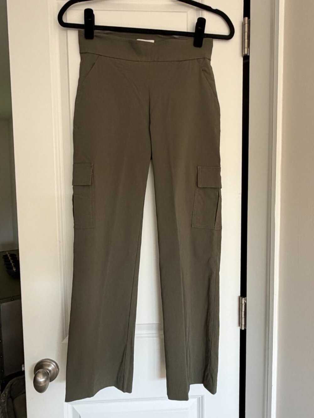Avenue Montaigne Pant Style KOOL Color OLIVE GREEN Size 0
